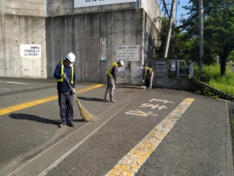 4列_テキスト下